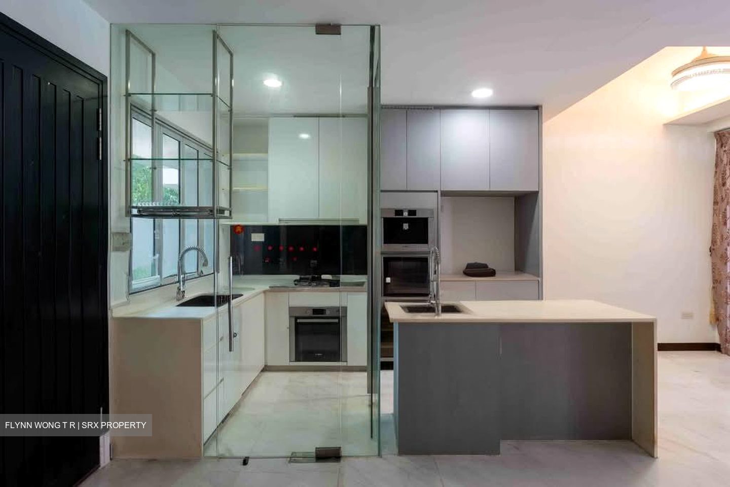 euHabitat (D14), Condominium #557375401